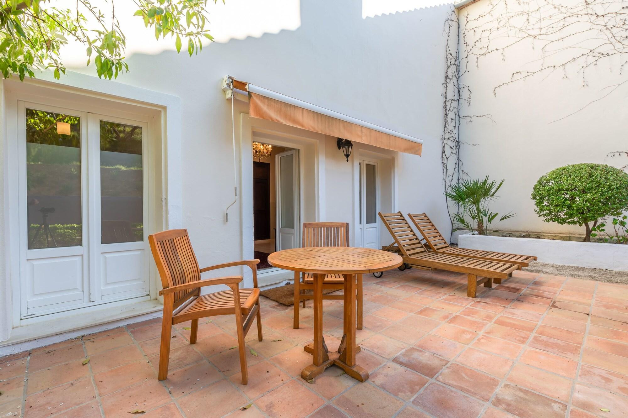 La Fuente De La Higuera Hotel 4*